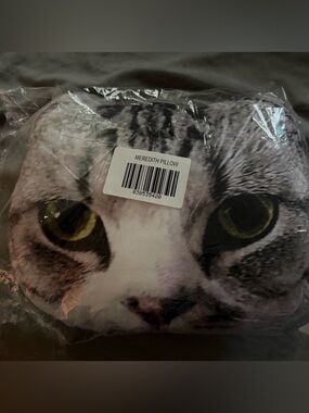Taylor Swift - Meredith Grey pillow! *nwt
